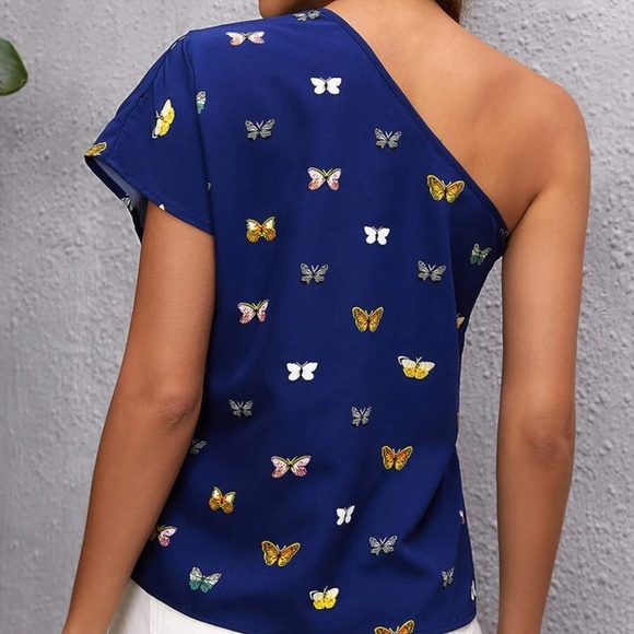 Boho Blue Butterfly Print Blouse - Picture 3 of 4